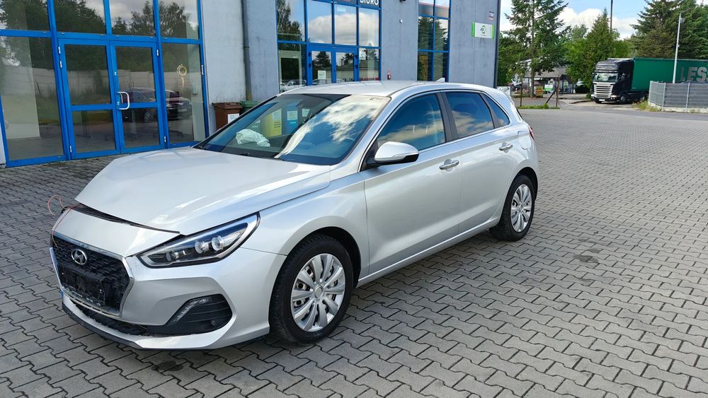 Hyundai i30 III 1.4 T-GDI DCT YES 2019