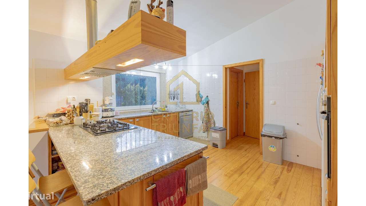 Quinta com Moradia T5 em Boelhe,Penafiel-32