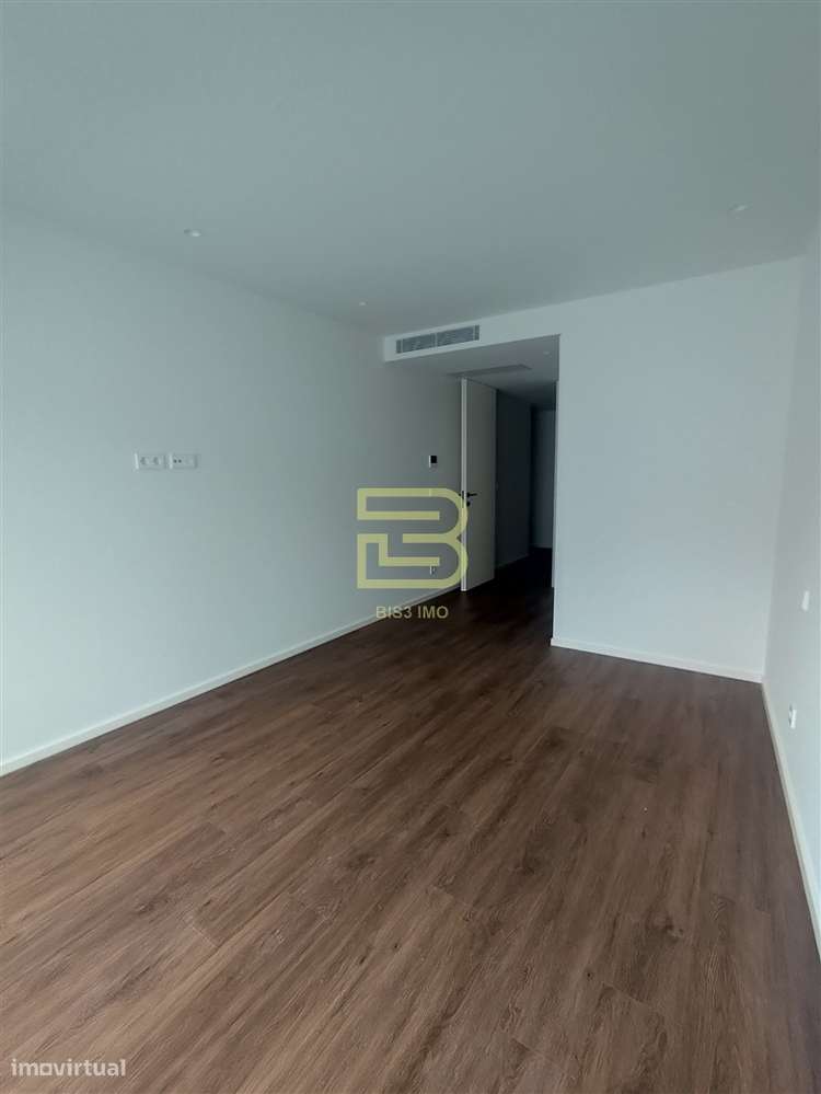 Apartamento T3 novo, com terraço em Vila Nova de Gaia-25
