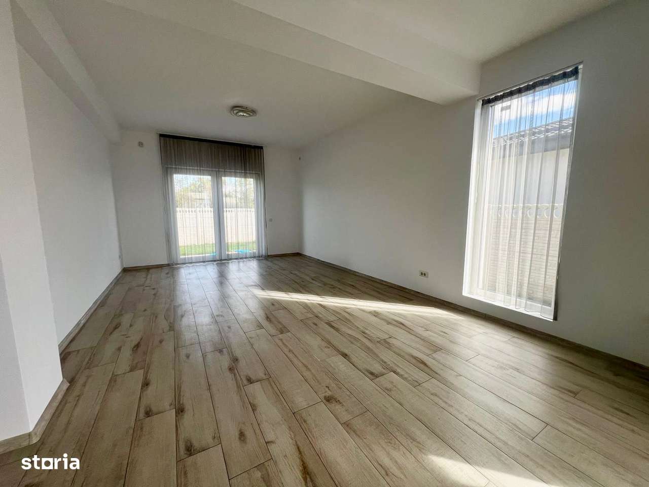 Casa individuala | P+Pod | 3 camere | Panouri solare-5