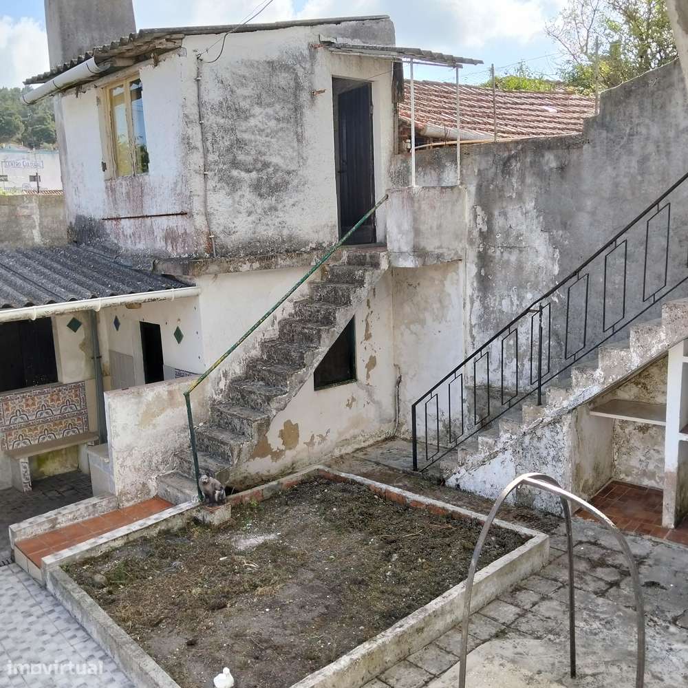 Moradia T-5 pronta a habitar Maiorga -Alcobaça-Nazaré Leiria-21