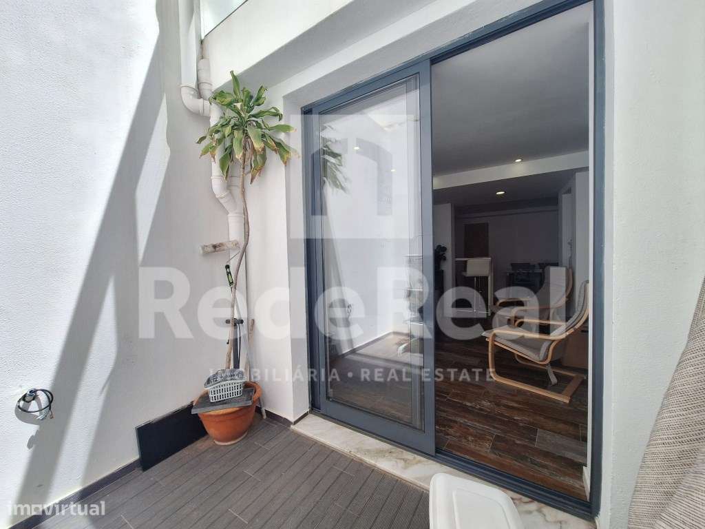 Moradia T4 com Vista Deslumbrante na Zona Histórica de Faro-30