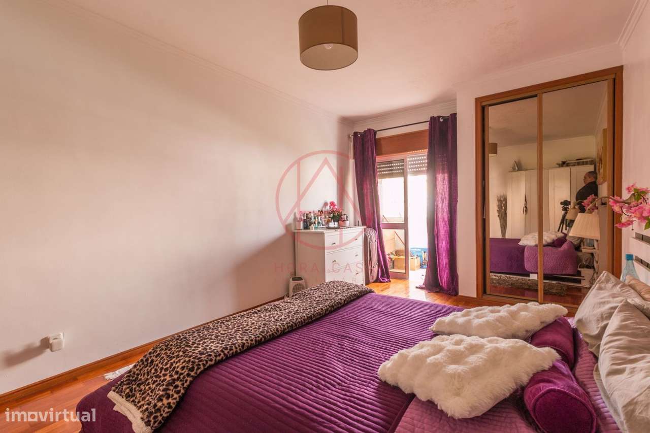 T2 Povoa de Santa Iria com varanda-32