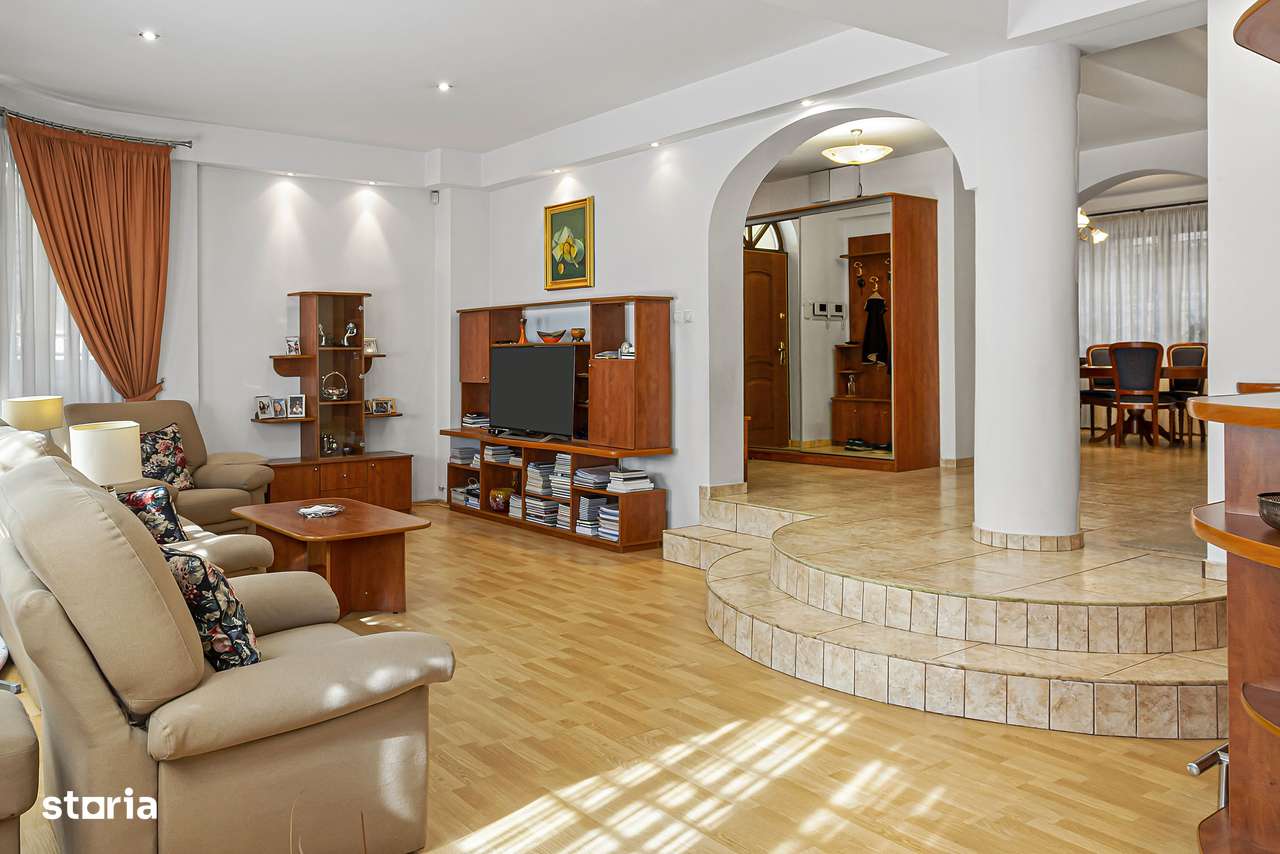 Domenii, vila la vanzare. Rezidential/Office - Imagine principală: 4/20