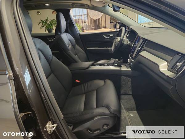 Volvo XC 60 - 30