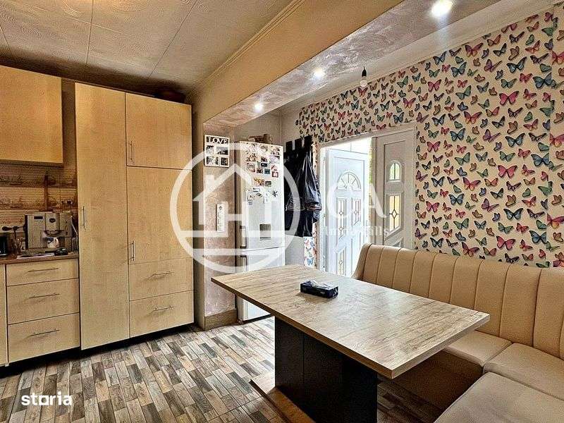 Apartament de vânzare la curte comuna cu 3 camere, Ultracentral,Oradea - Imagine principală: 3/9