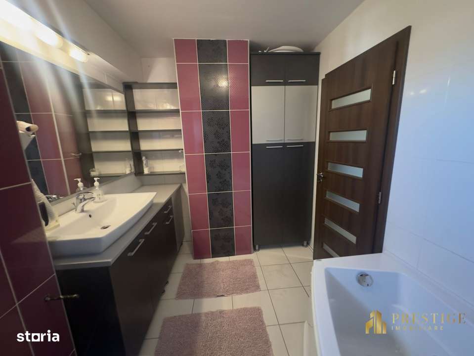 Apartament spatios tip C cu 3 camere de vanzare pe Bld. Decebal-Oradea-15