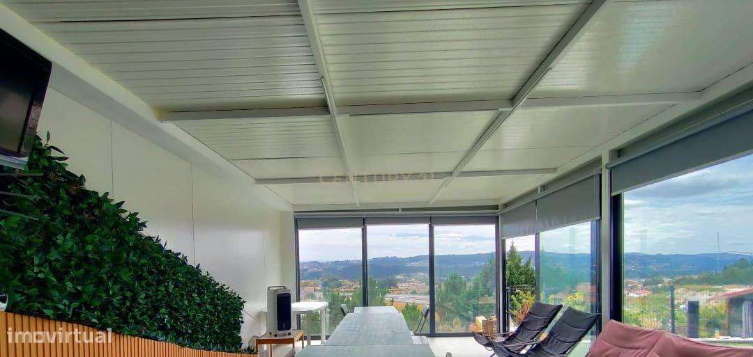 Moradia com miradouro, piscina e área agricola em Lousada, Porto - Grande imagem: 5/8