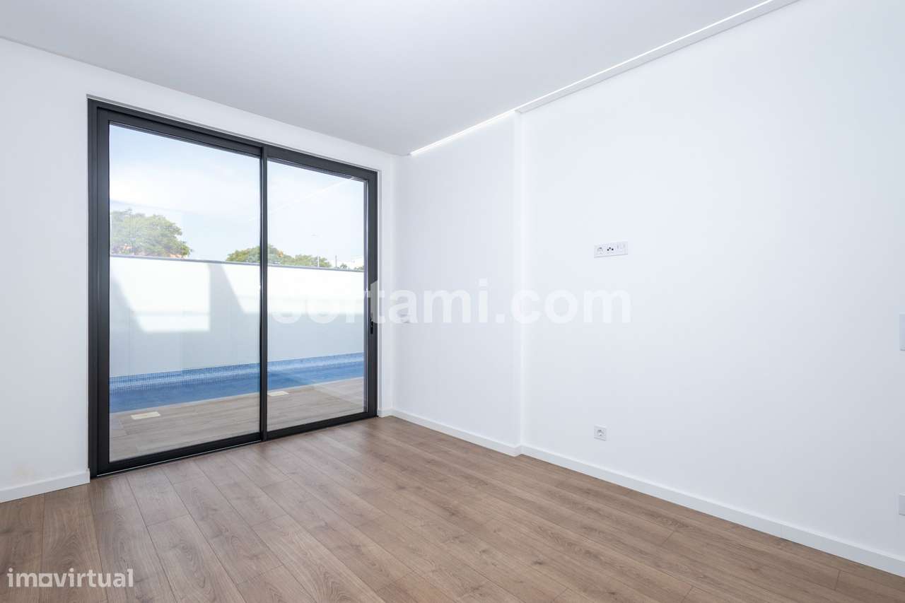 Moradia em Banda T3 Venda em Moncarapacho e Fuseta,Olhão - Grande imagem: 5/38