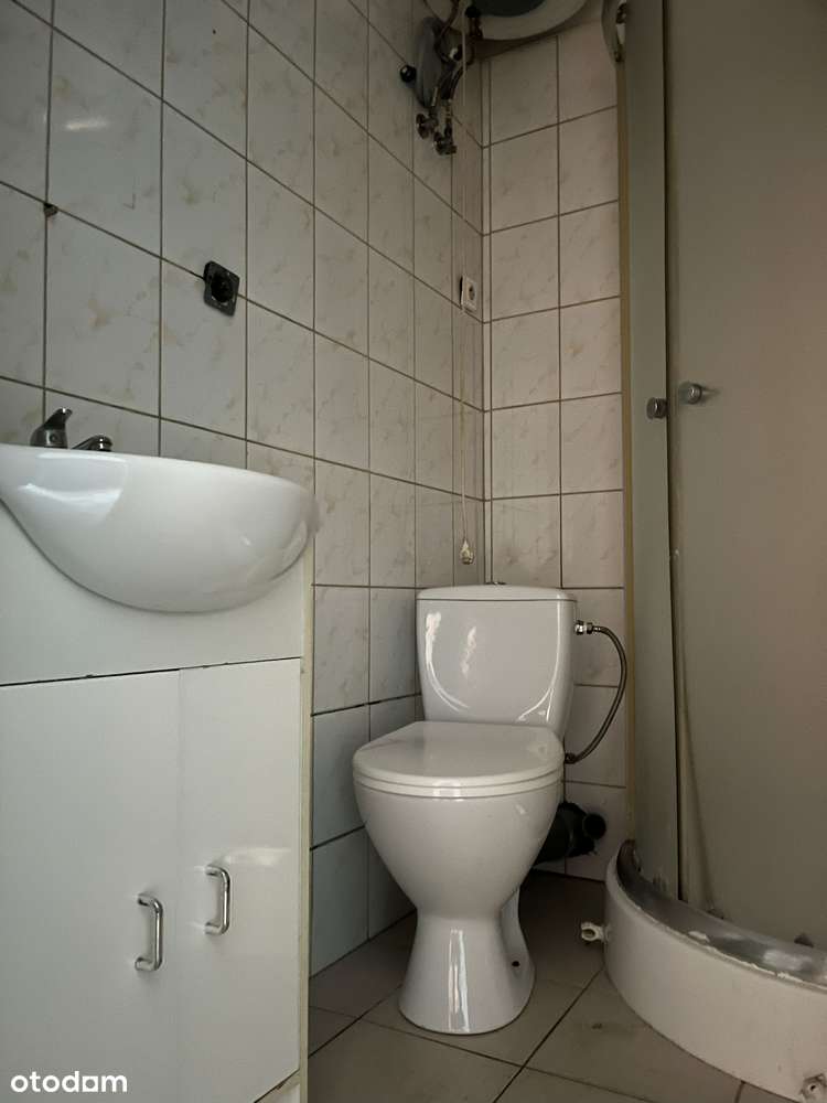 Na sprzedaż - lokal usługowy ul. 28 Czerwca 1956 r. 271 Poznań-7