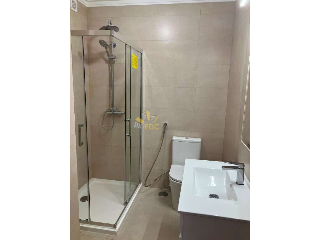 Moradia em Banda T3 com Piscina em Condomínio Fechado | Guia, Albuf...-24