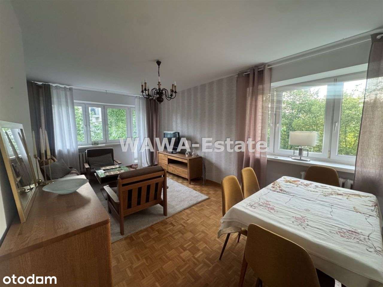 Żoliborz. Cztery pokoje. Balkon. Park.