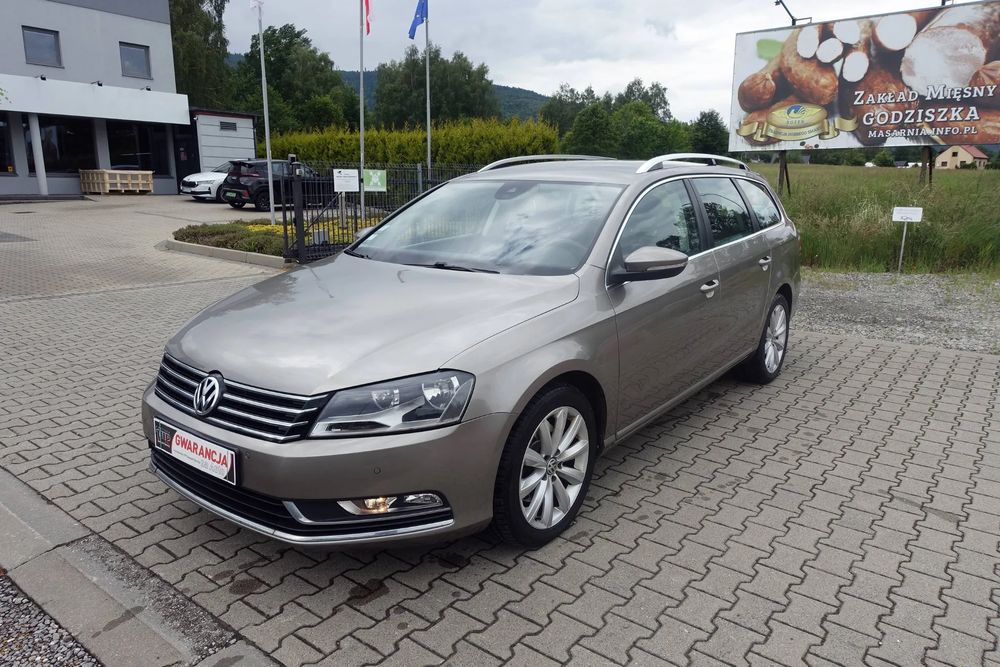 Volkswagen Passat B7 (2010-2014) 2.0 TDI DSG BlueMotion Technology Comfortline 2012