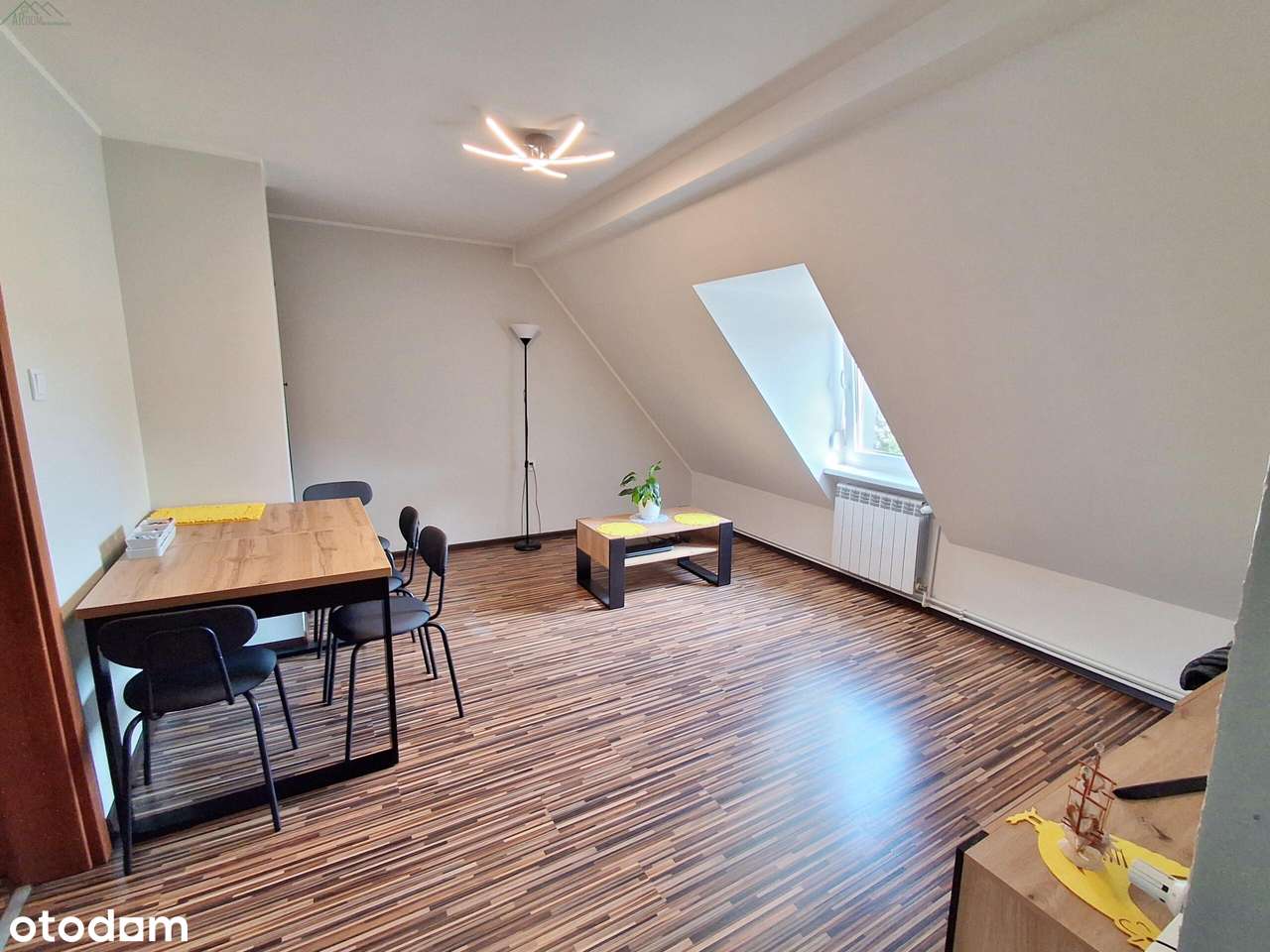 Przytulne, 4-pokojowe mieszkanie w doskonałej lokalizacji - Pełny obrazek: 4/16