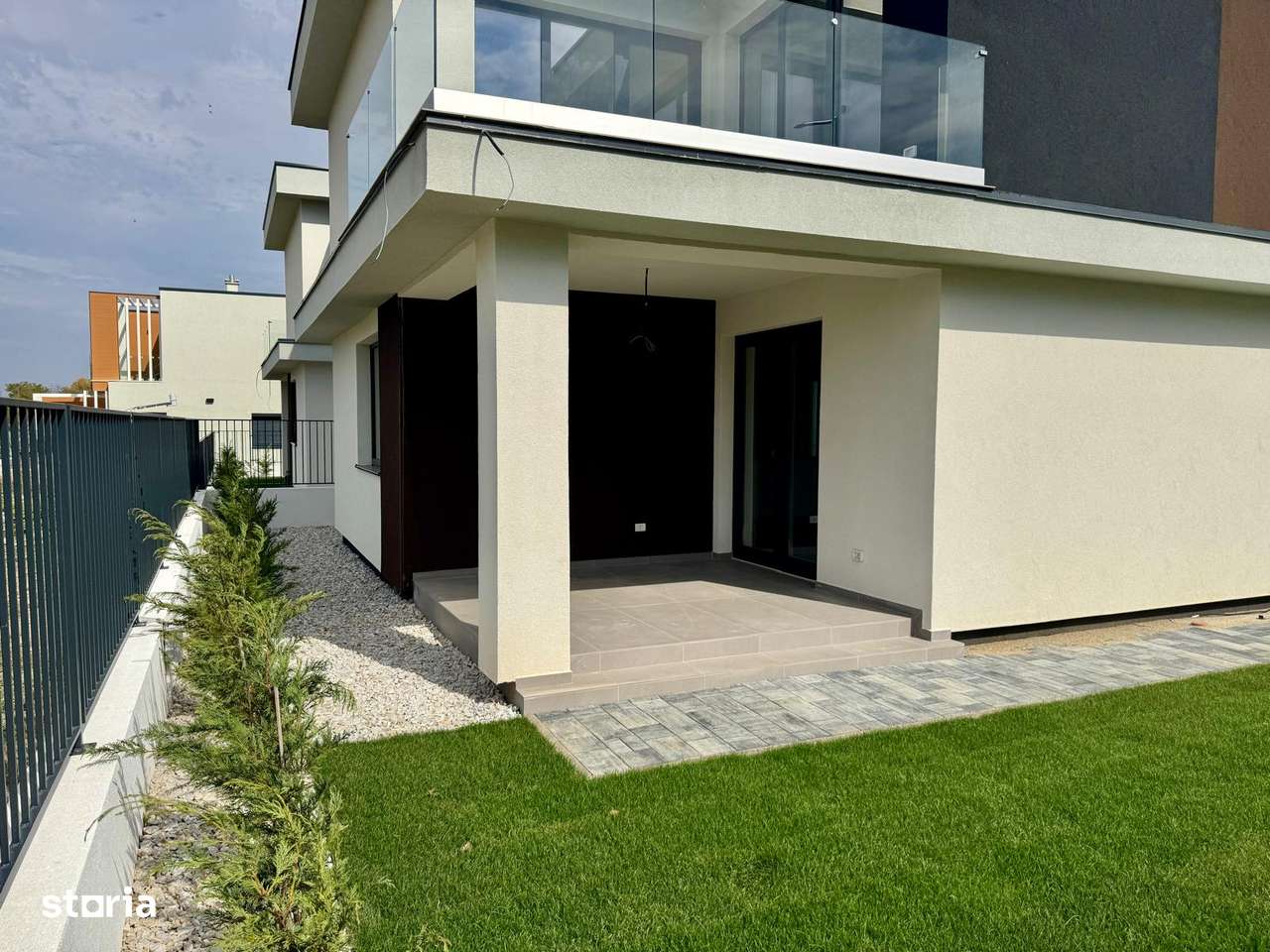 Proprietar Vand Casa / Duplex in Dumbravita str Ferventia2 parc Terra - Imagine principală: 4/12