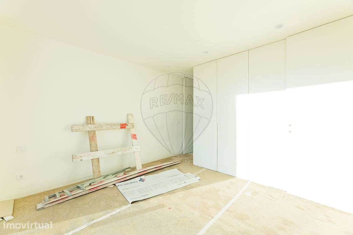 Moradia T4 para venda-16