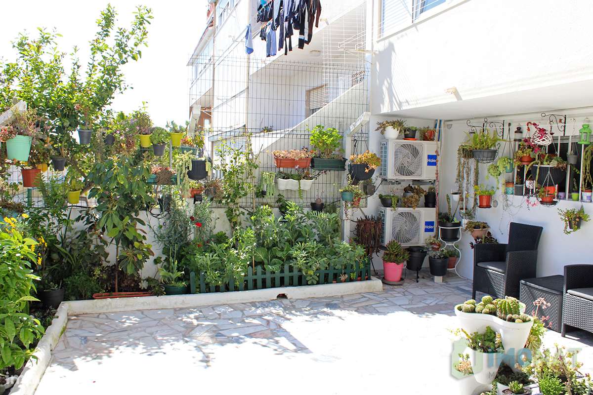 2 Apartamentos ,  T 2 + T 1-41