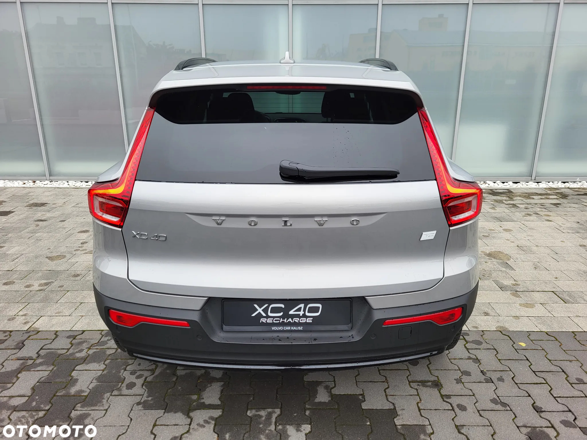 Volvo XC 40 Recharge Twin AWD Plus - 10