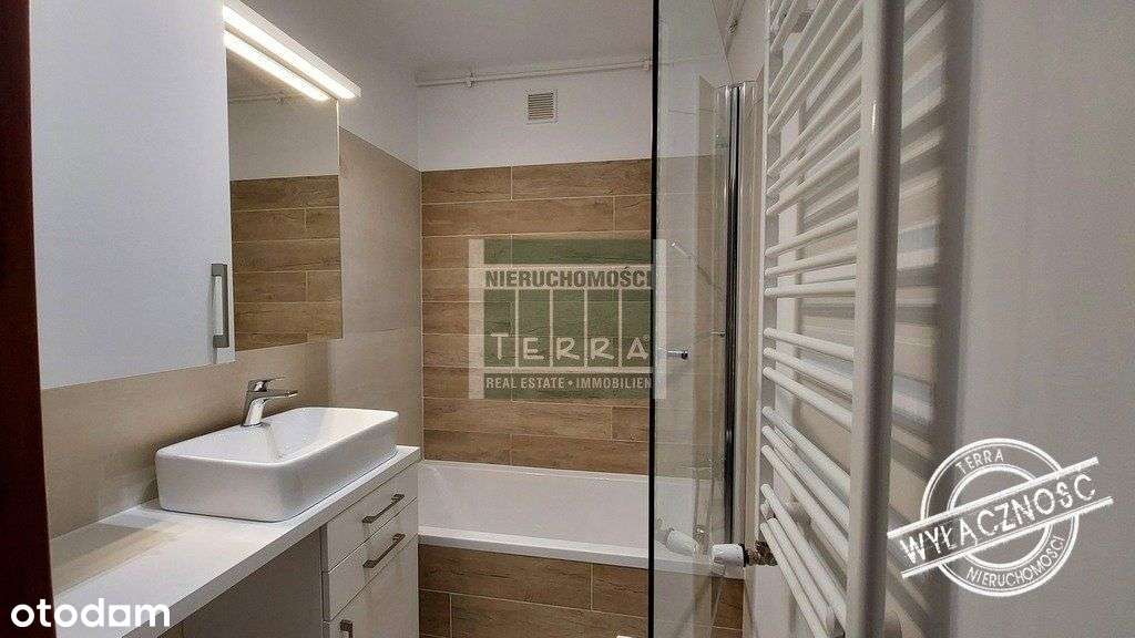 Trzypokojowe z balkonem w centrum miasta-5