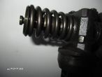 Injector Volkswagen Golf 5 - 2