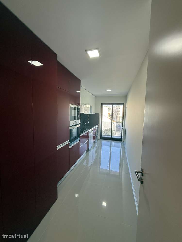 Apartamento T1 seminovo a 200 metros da praia-6