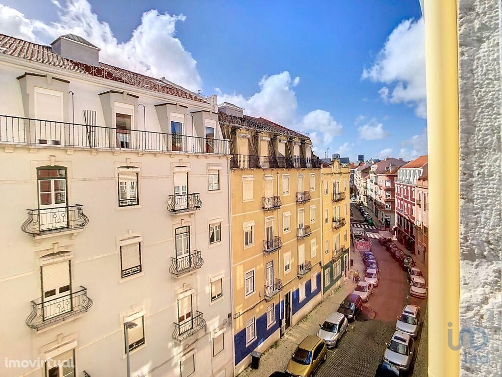 Apartamento T3 em Lisboa de 86,00 m2