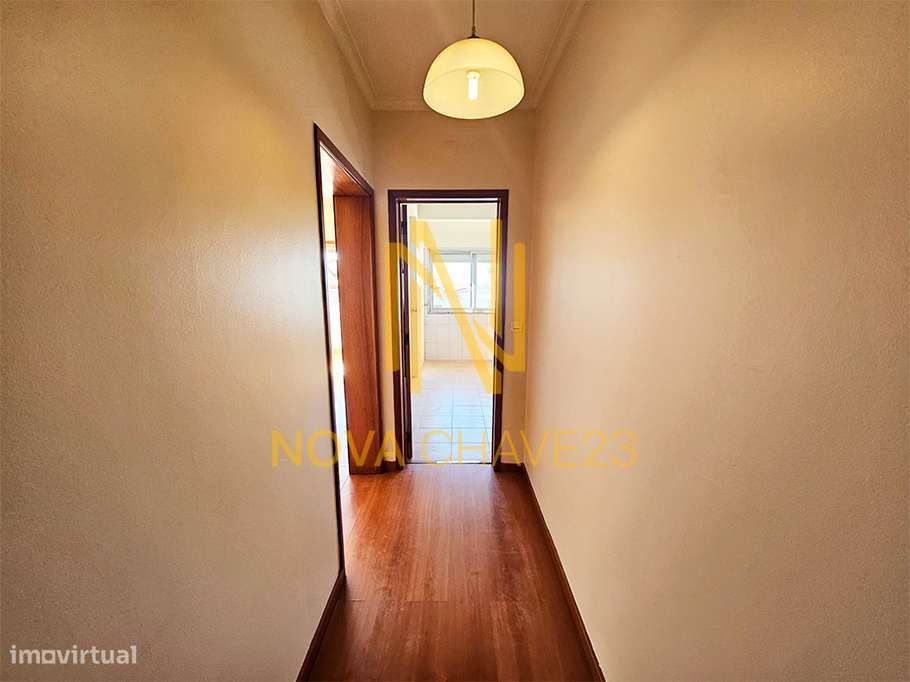 Apartamento T2 no Pendão-11