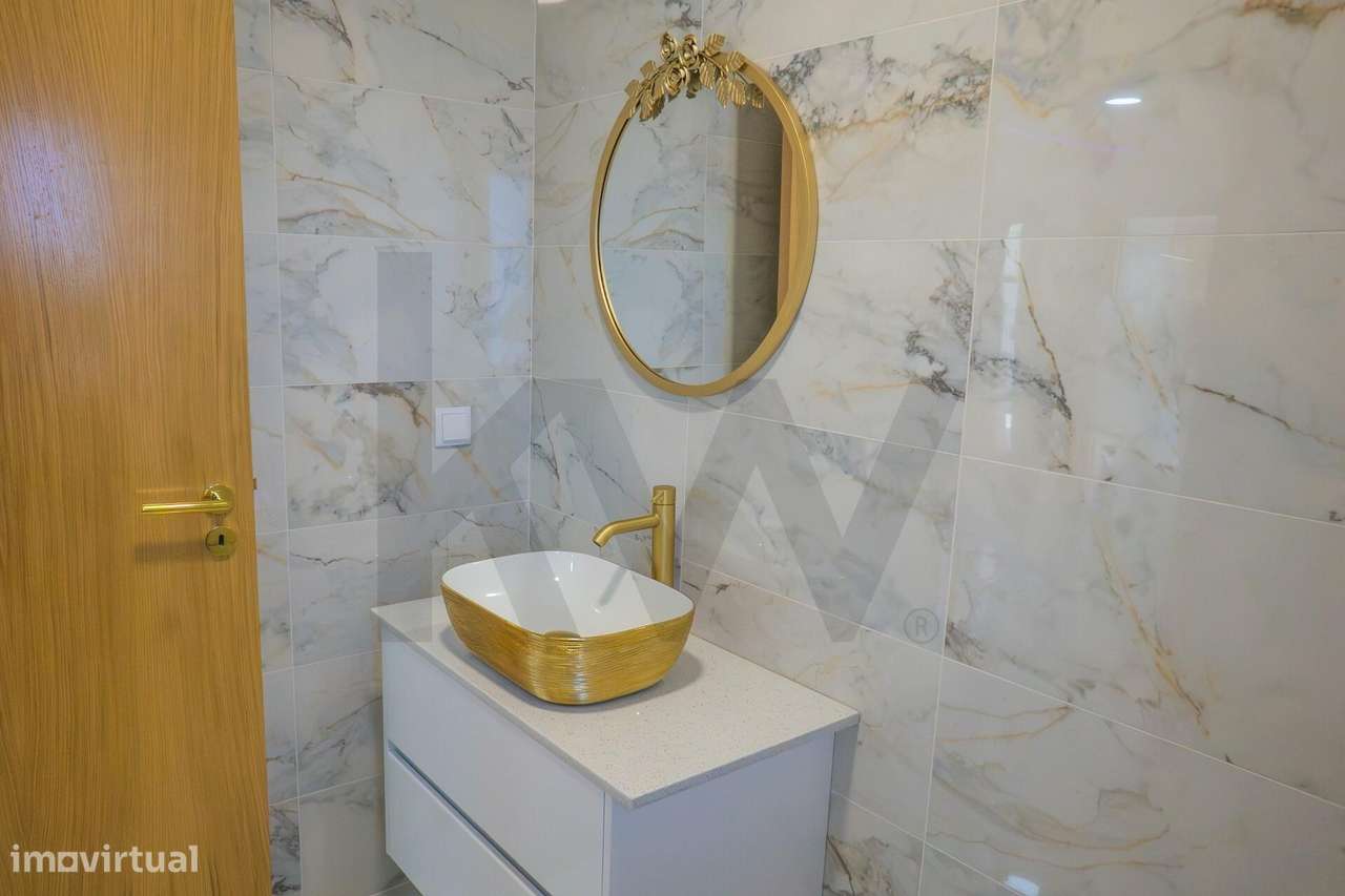 Luxo e exclusividade em Famões com vista sob Lisboa-33