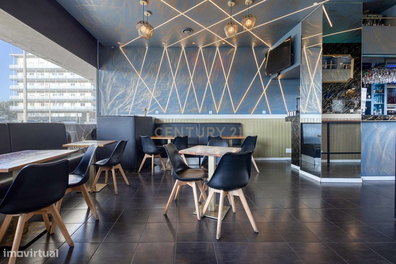 Trespasse de Bar na Zona de Praia de Leça da Palmeira - Grande imagem: 5/20