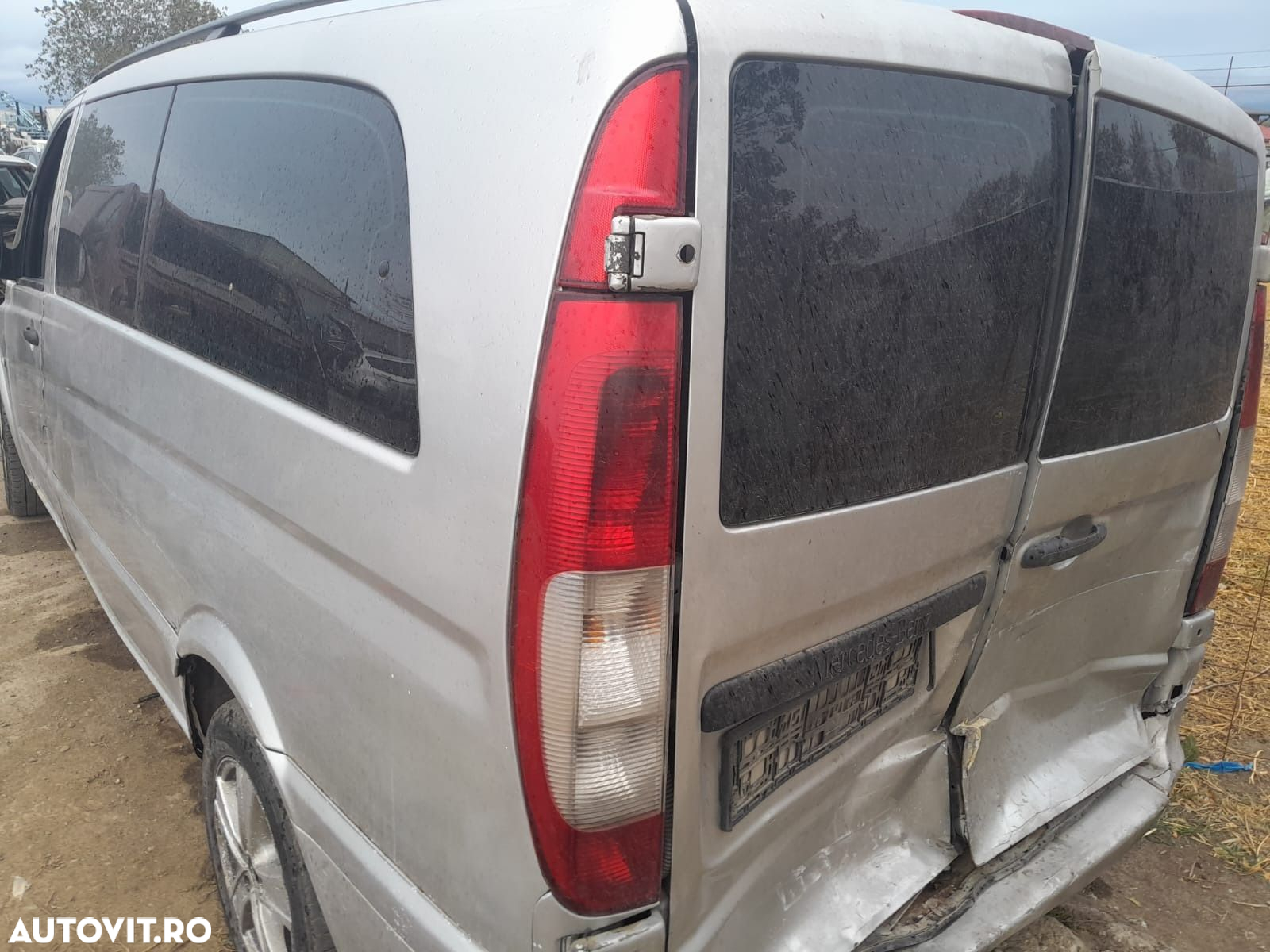 Dezmembrari  Mercedes-Benz VITO / VIANO (W639)  2003  > 2014 115 CDI - 4