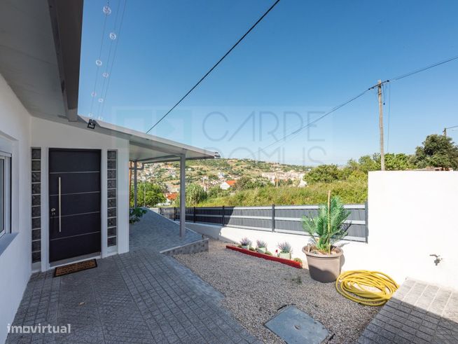 Moradia Térrea T2+1 com Vista Rio em Alhandra-44