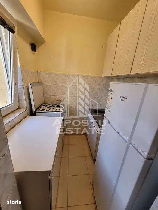 Apartament cu 1 camera, zona UMT, Etaj 1 - Imagine principală: 4/5