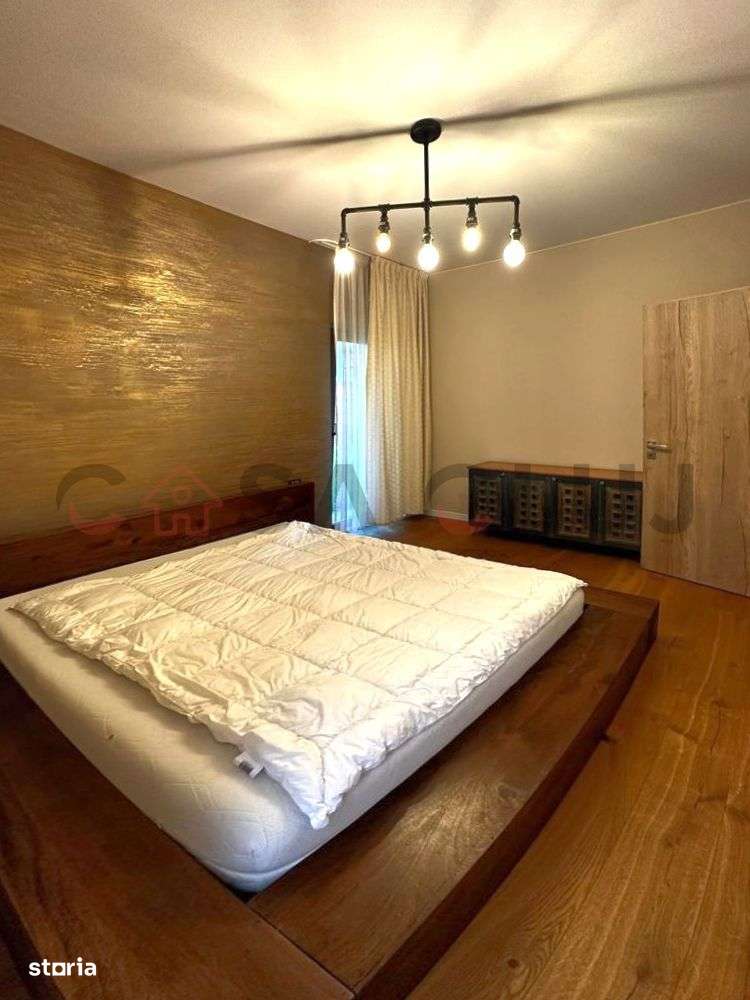 Apartament pe 2 nivele la vilă + Curte, Piscină, Saună și garaj, Gr-7