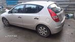 Oglinda stanga  Hyundai I30 1.4 benzina - 1