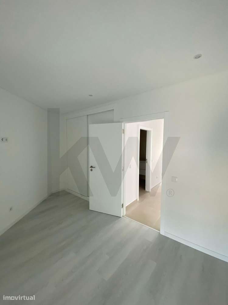 Apartamento T3 - Centro da Nazaré - Grande imagem: 5/21