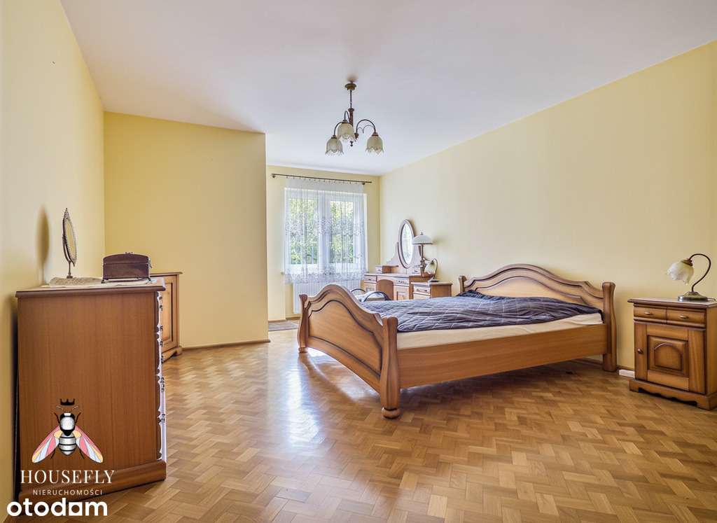 Segment z charakterem, 4 sypialnie, balkon, taras,-8