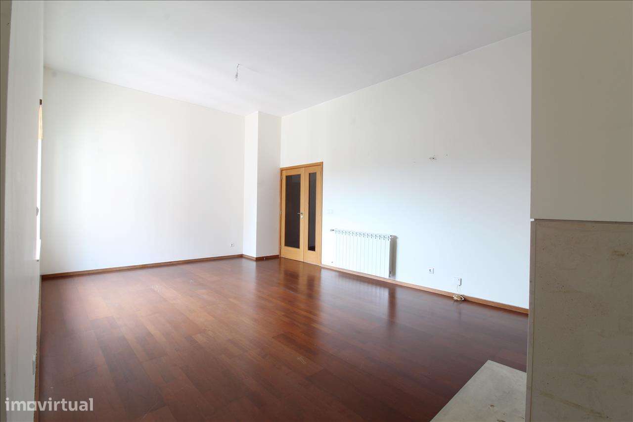 Apartamento em Vila Nova de Gaia, Oliveira do Douro - Grande imagem: 4/23