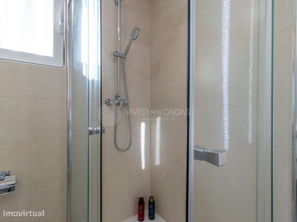 EXCLUSIVO - Apartamento T2 convertido em T1 - totalmente renovado, ...-15