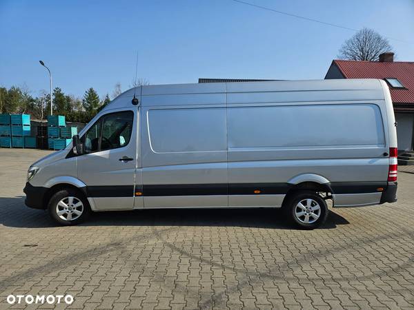 Mercedes-Benz Sprinter 319 - 2