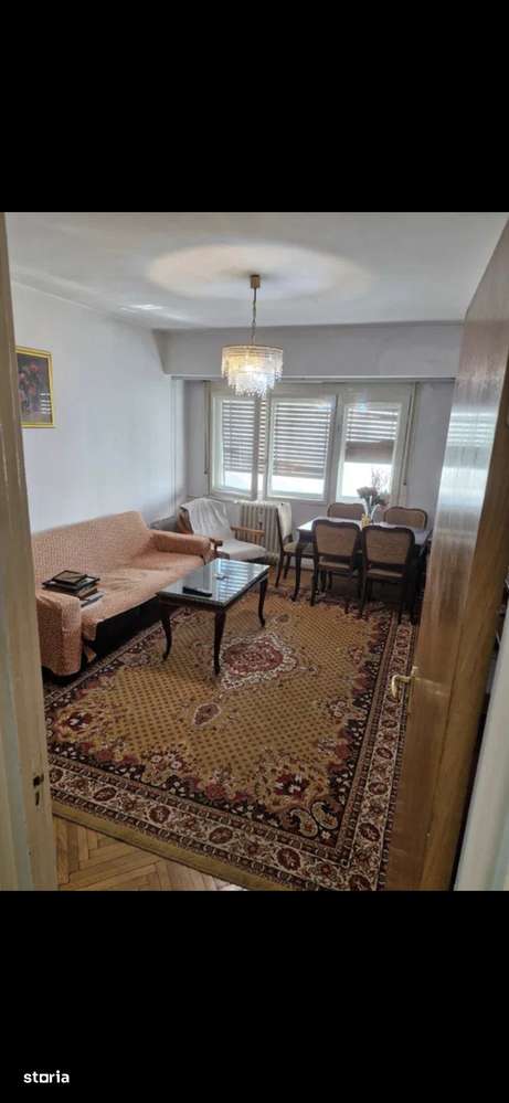Apartament De Vânzare cu 3 Camere in zona ion mihalache sec.1-2