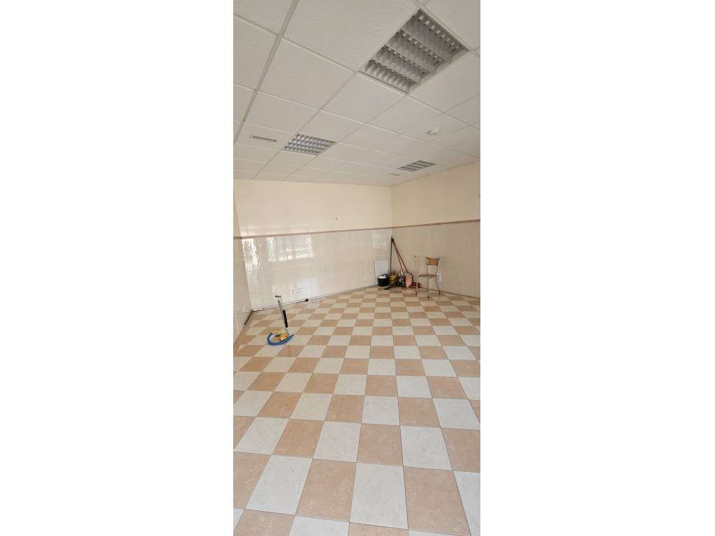 Loja em Queluz / Pendão - Grande imagem: 2/11