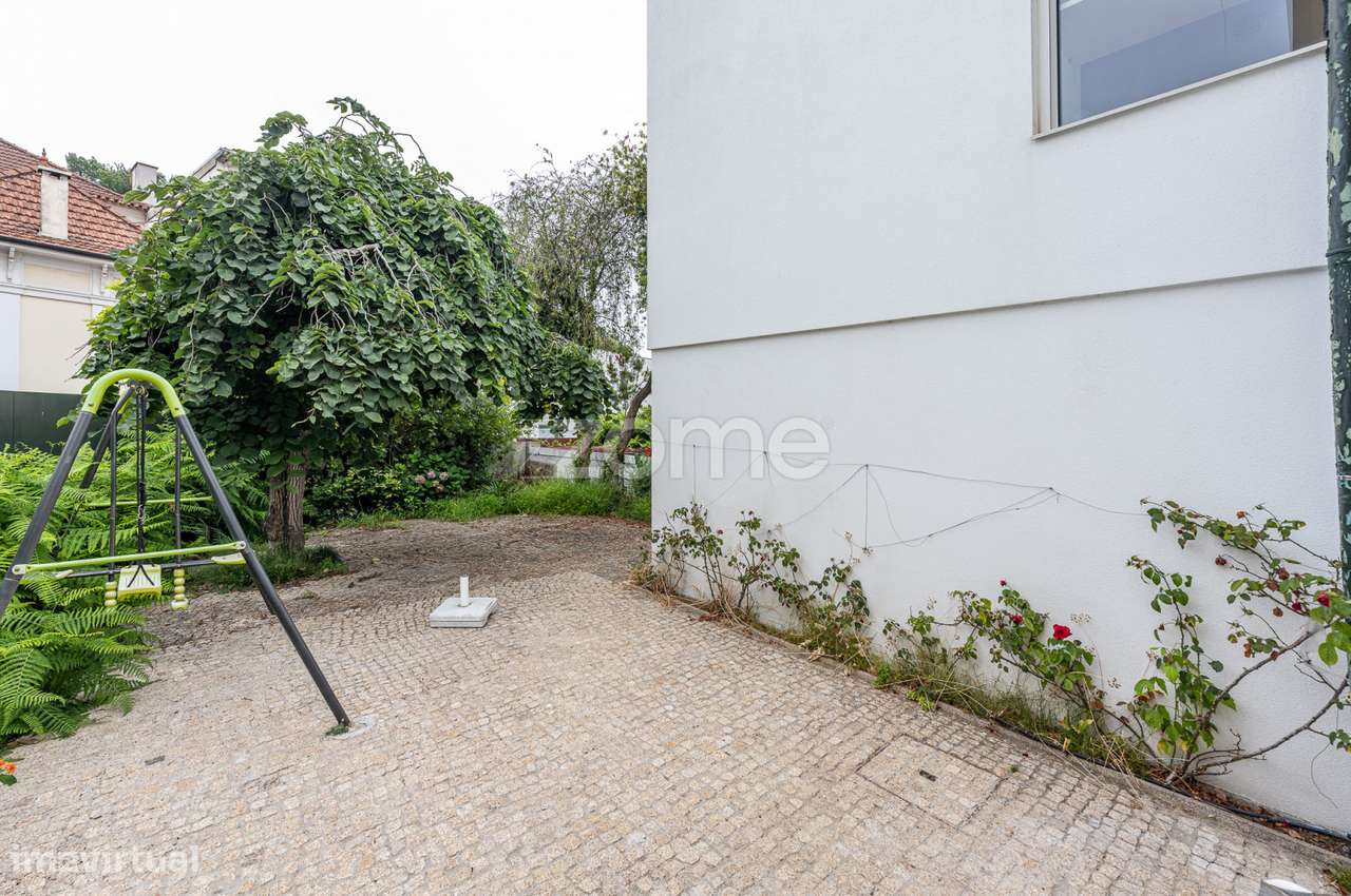 Moradia 3 frentes T4+1 na Rua de Tânger. - Grande imagem: 4/40