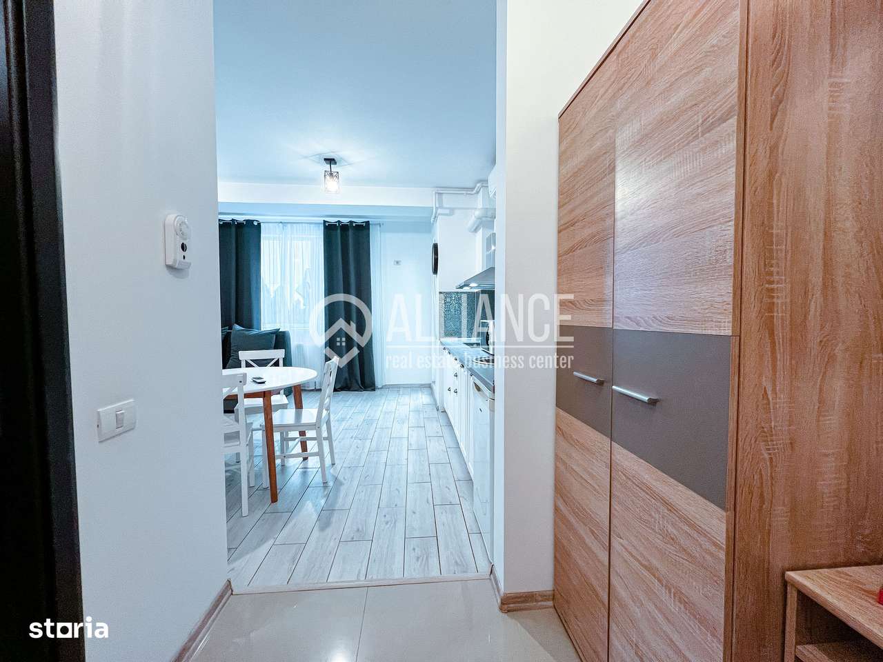 MAMAIA NORD(COD 05) Studio Elegant si Curte Proprie la Malul Marii! - Imagine principală: 2/19