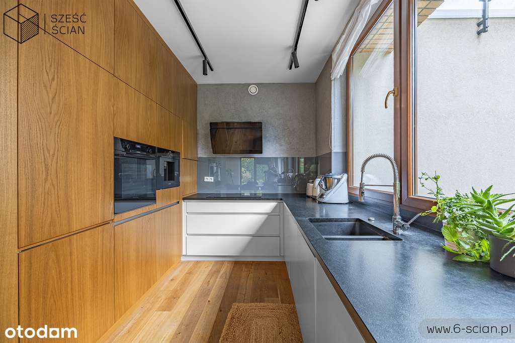 Nowoczesny dom z ogrodem i tarasem | Wysoka - Pełny obrazek: 4/20