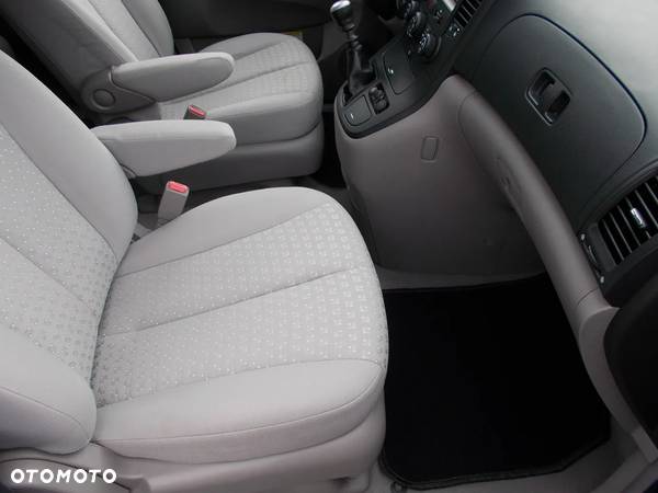 Kia Carnival 2.9 CRDi LX - 14