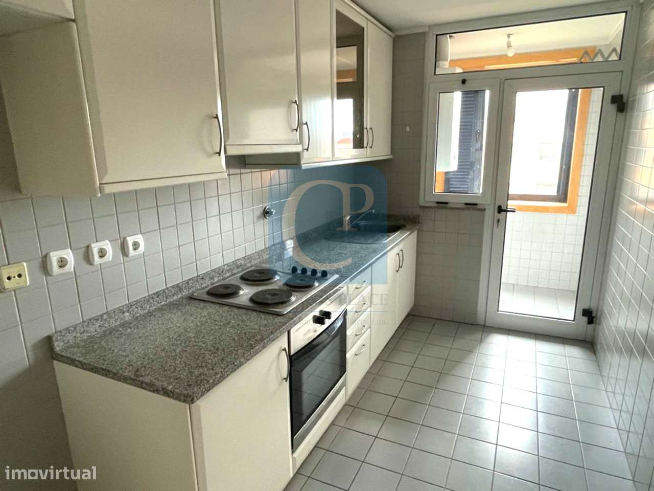 Apartamento T1+1 com varanda em Matosinhos Sul - Grande imagem: 3/12