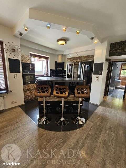 Piękne 3 pok. 68m2, Włochy Garaż Polecam!-1