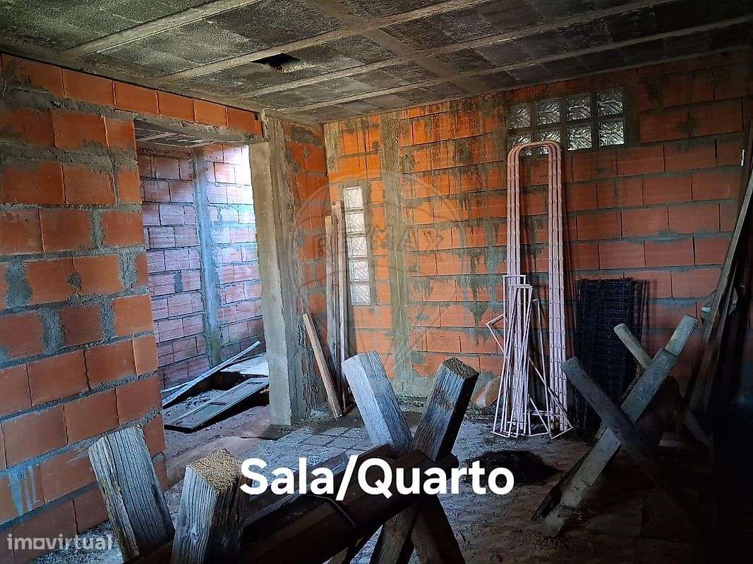 Moradia T2 para venda-6