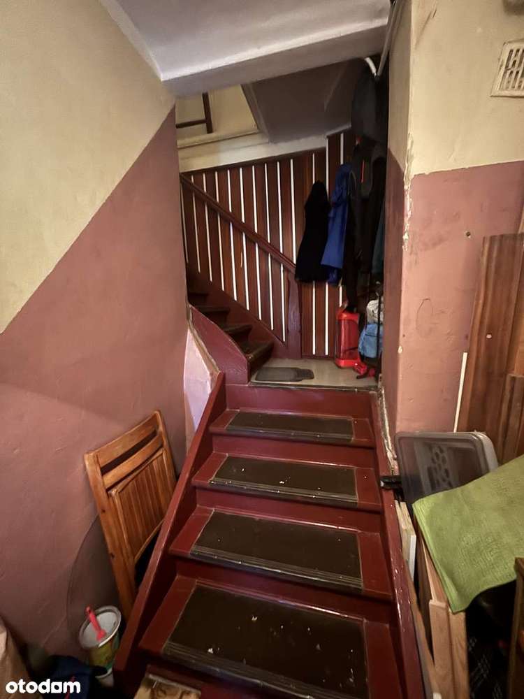 Okazja! Samodzielna góra domu, ładna działka,kameralne miejsce.-15