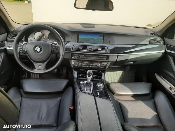 BMW Seria 5 525d xDrive Sport-Aut. Luxury Line - 37